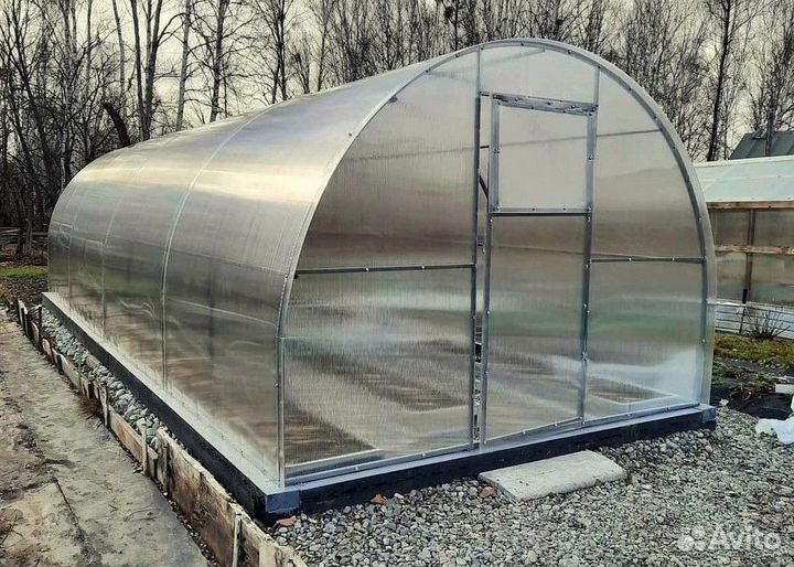 Теплица из поликарбоната