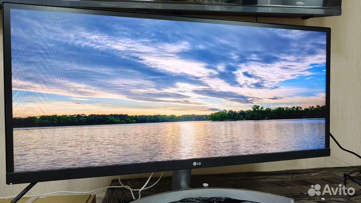 Монитор LG 