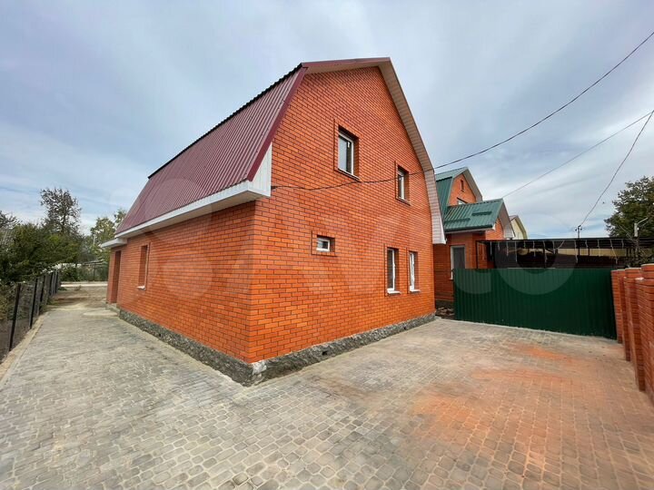 Дом 100 м² на участке 6 сот.