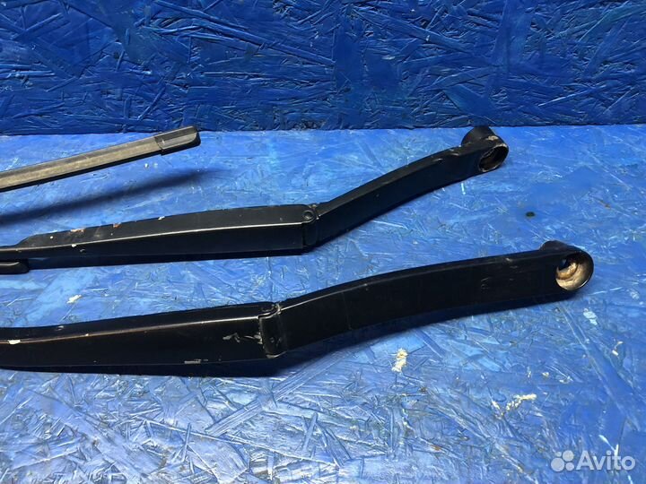 Поводок дворника передний hyundai sonata 5 nf