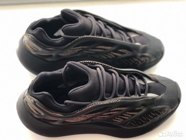 Adidas Yeezy boost 700 v3 clay brown оригинал