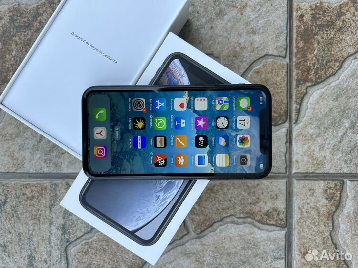 iPhone Xr, 64 ГБ