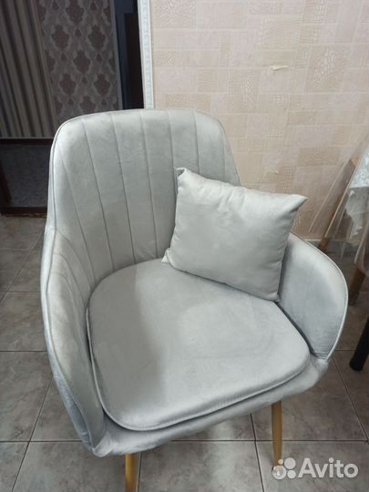 Стулья кухонные мягкие новые