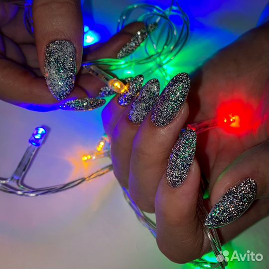 Маникюр с покрытием гель-лаком