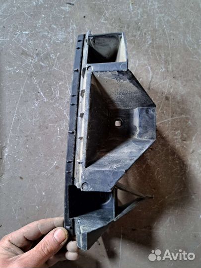 Крепление заднего бампера Volvo S80