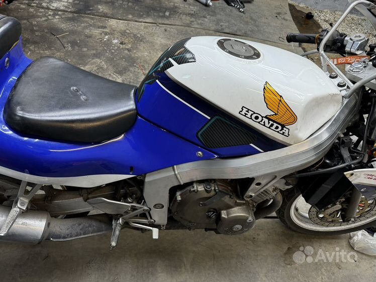 Cbr 250 old model price hotsell