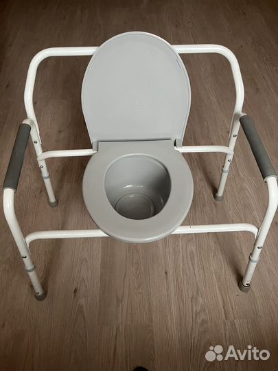 Кресло-стул для инввлидов