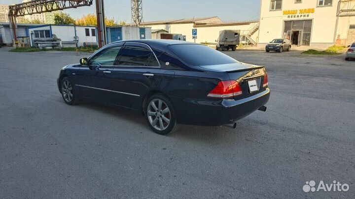 Toyota Crown 2.5 AT, 2004, 212 512 км