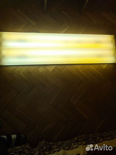 Люминисцентные светильники 2шт. 40Вт. (Новый)