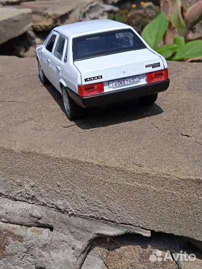 Модель ваз21099