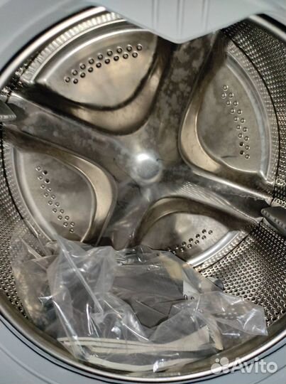 Новая стиральная машина Ardo FLN 106 EW