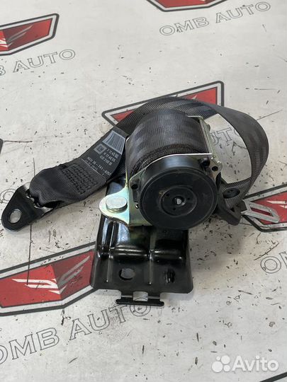 Ремень задний левый Опель Астра J