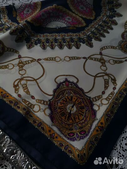 Neckermann шикарный платок