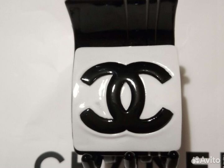 Заколка Chanel