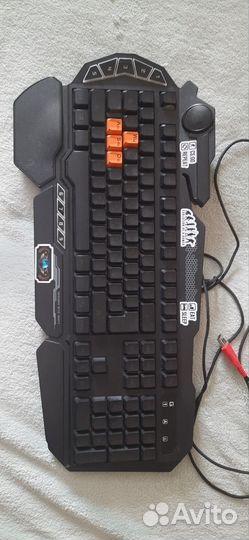 Игровая клавиатура с подсветкой bloody