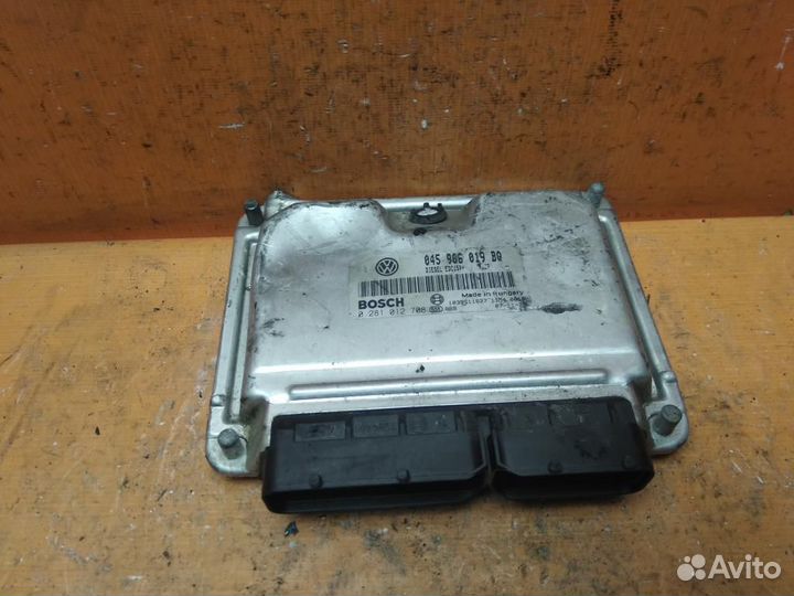 Блок управления двигателем Skoda Fabia 2 (2007-20