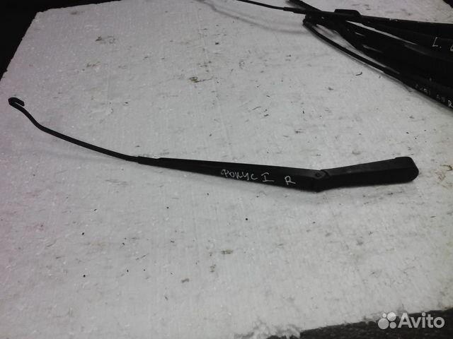 Поводок дворника переднего Форд Фокус