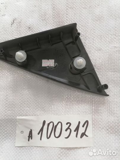 Крышка зеркала внутренняя правая Chery T11 2013-20