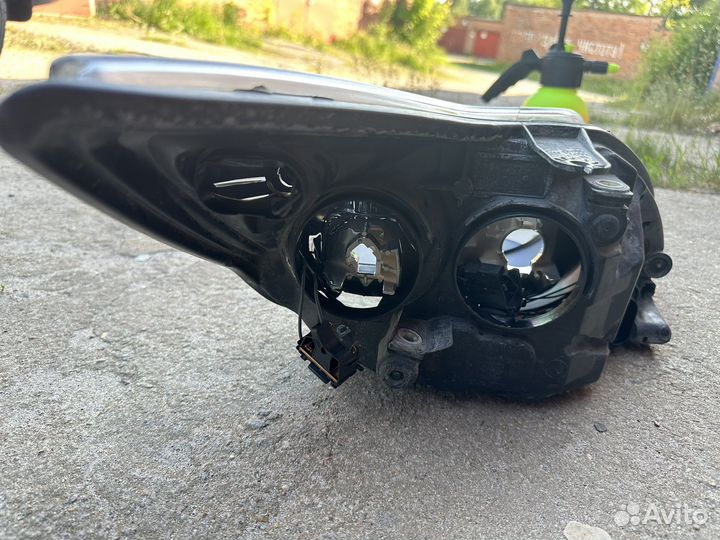 Фара левая передняя на Ford Focus II рестайлинг