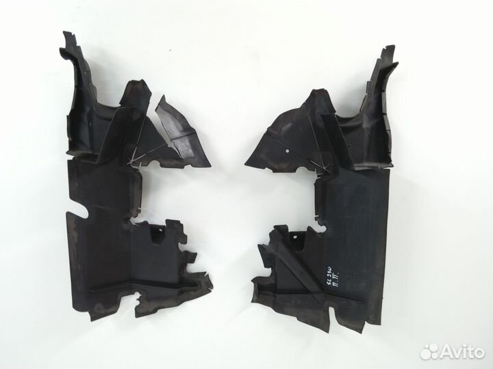 Воздуховод радиаторов правый мерседес SL230