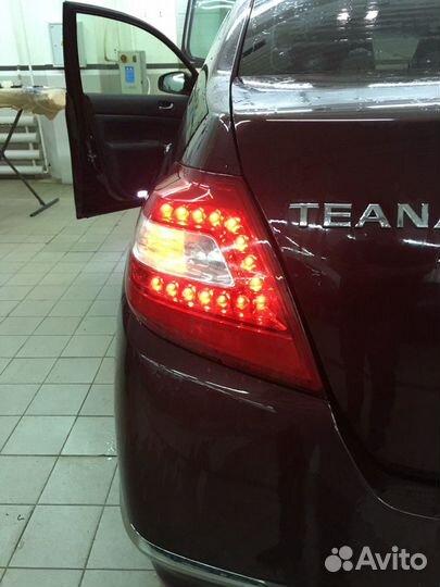 Фонари задние teana j32