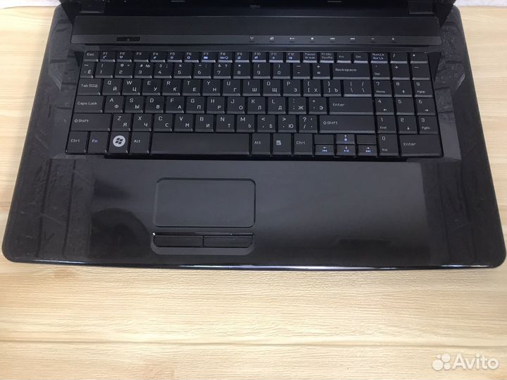 Мощный 17 дюймовый ноутбук