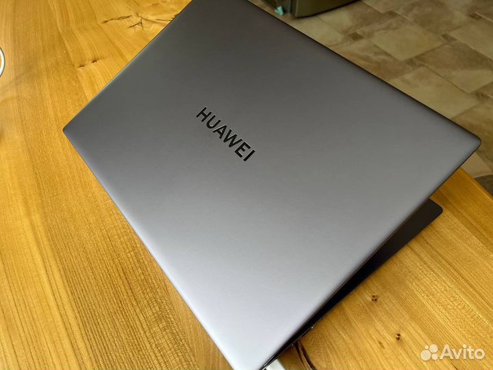 Ноутбук Huawei MateBook 16