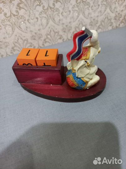 Книга Вечный календарь из Тайланда сувенир