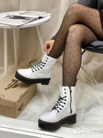 Кроссовки Dr Martens Белые