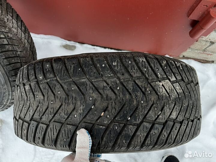 Yokohama 104ZR 225/45 R17