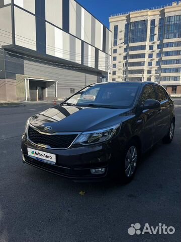 Kia Rio 1.6 AT, 2017, 135 000 км с пробегом, цена 1300000 руб.