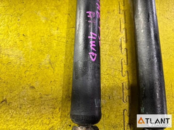 Амортизатор задний toyota isis