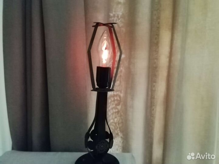 Лампочка с пульсирующим светом