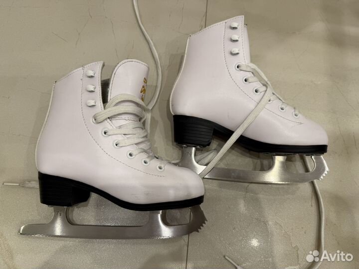 Коньки детские Graf Davos Gold