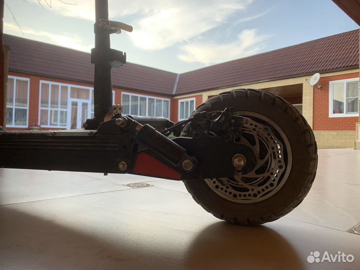 Самокат gt m5