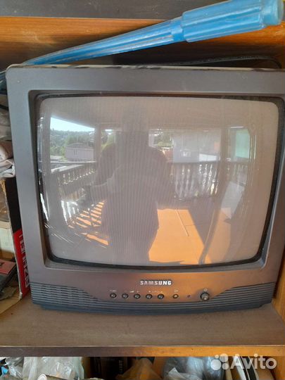 Телевизор