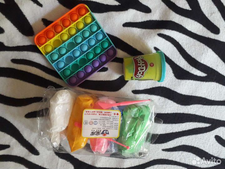 Машинки игрушки разные