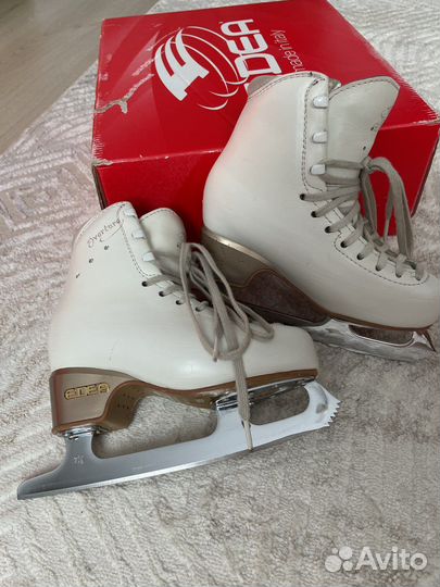 Фигурные коньки edea 195