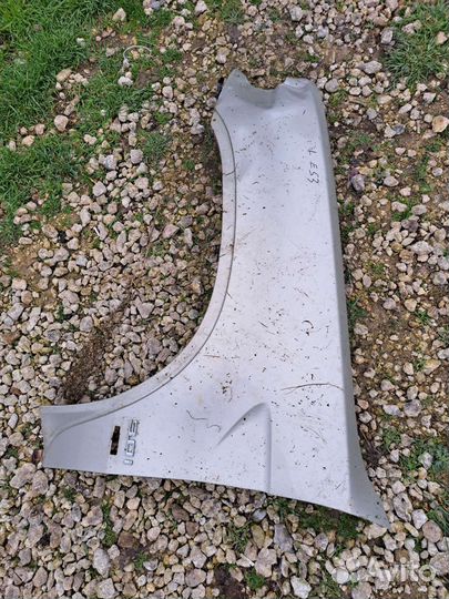 Крыло левое на BMW E53