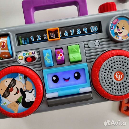 Развивающий магнитофон от Fisher Price