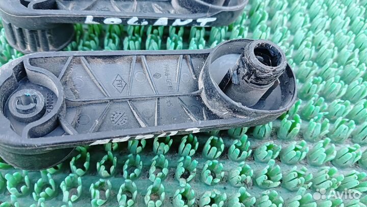 Ручка заднего стеклоподъемника Renault Logan 1