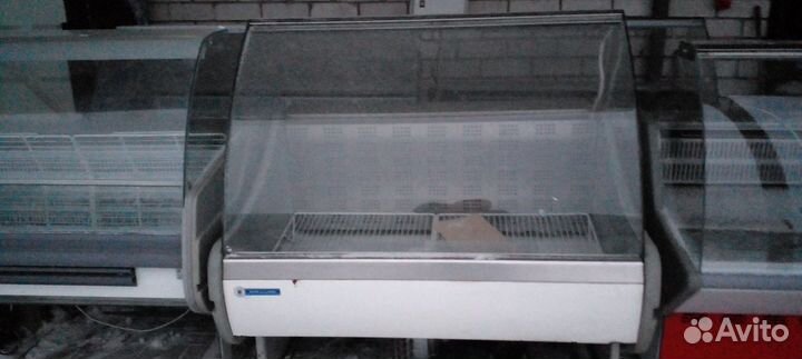 Холодильная витрина бу