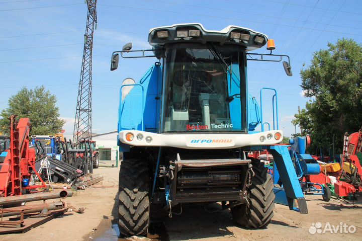 Комбайн Агромаш Агромаш 3000, 2018