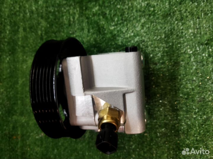 Насос Гур Ford Focus 3 1,6 рестайлинг 1758113