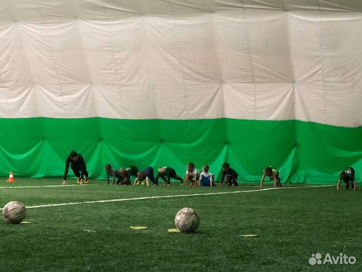 Тренер по футболу