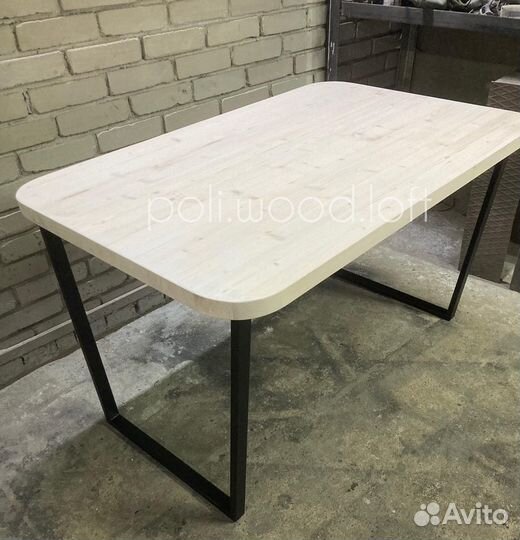 Стол кухонный, рабочий