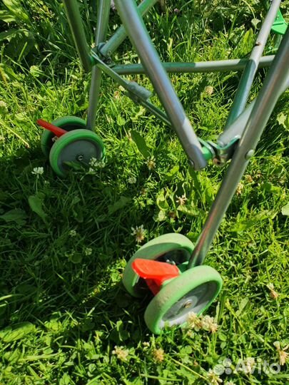 Прогулочная коляска трость легкая