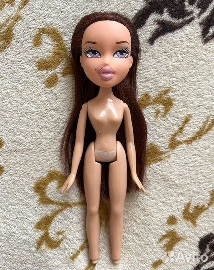 Кукла Bratz Фиби