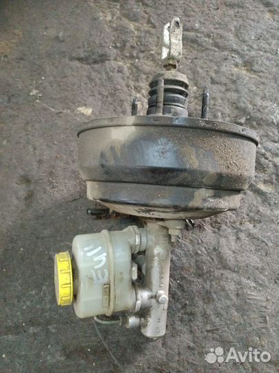 Вакуумный усилитель тормозов Nissan Bluebird EU14