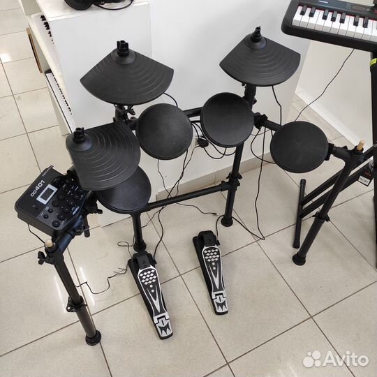 Электронная ударная установка Medeli DD401